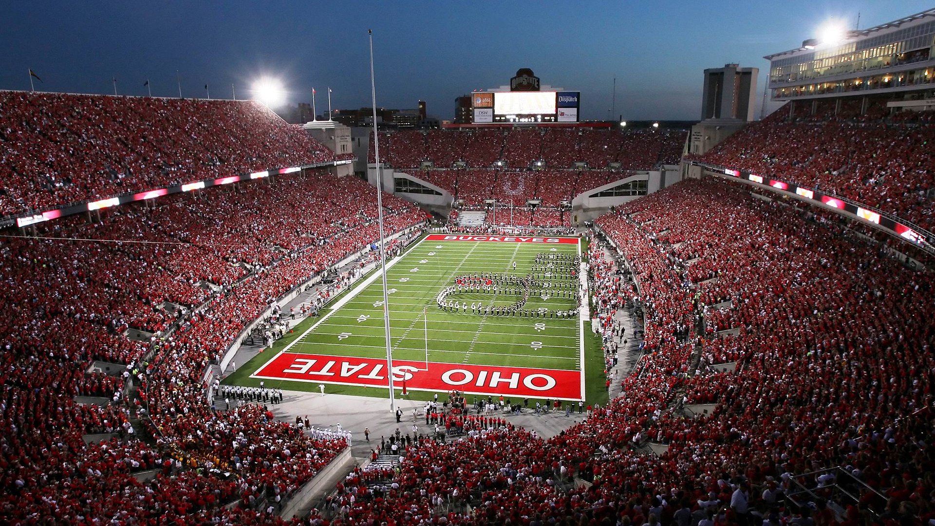 【意昂体育注册】23岁新星打破尘封15年世界纪录，田径史迎来崭新篇章